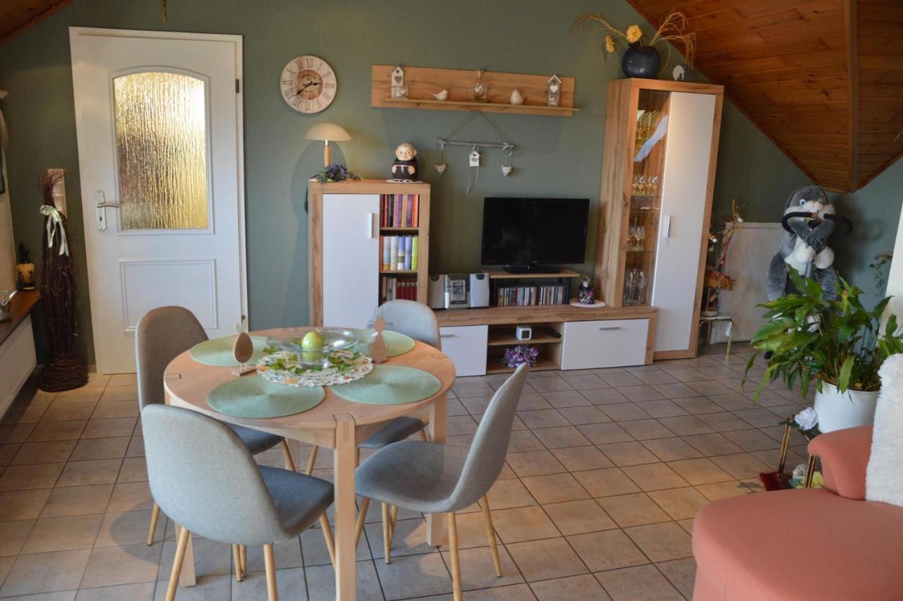 Ferienwohnung Auszeit Waxweiler Eksteriør billede